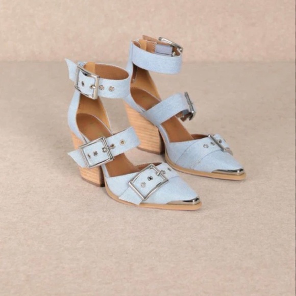 Mi.iM Shoes - Stylish Blue Buckle Heels